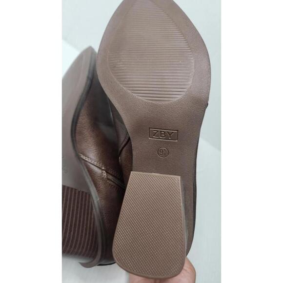 ZBY Boots Womens Size 9.5 Brown Block Heel Ankle Booties Buckle Strap Side Zip - Picture 8 of 8